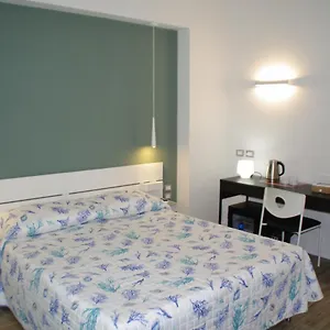 Travel House Affittacamere La Spezia